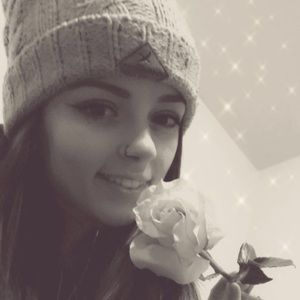 Meet your Posher, Leah